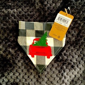 Truck Plaid Dog Christmas Bandana. Medium. Brand New.